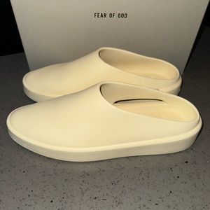 Fear of God The California Slip-On Cream Size 44 (Men’s 12)